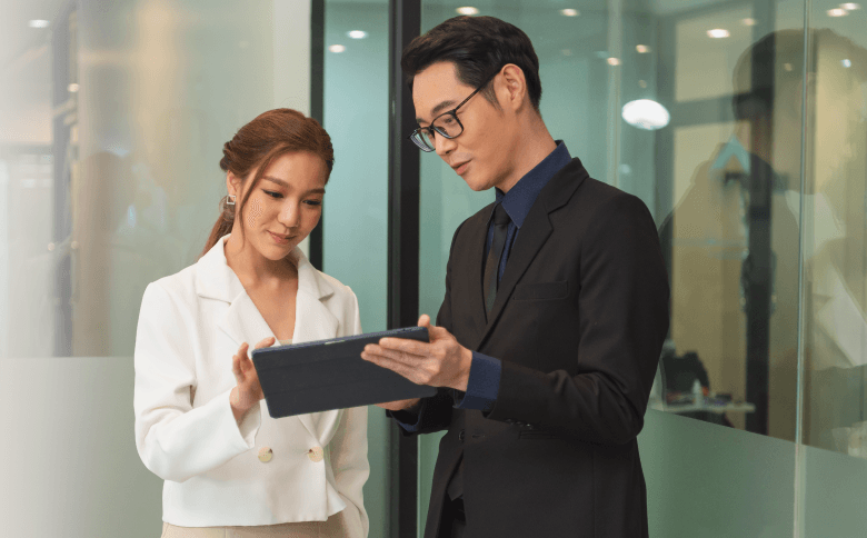 tax-consultant